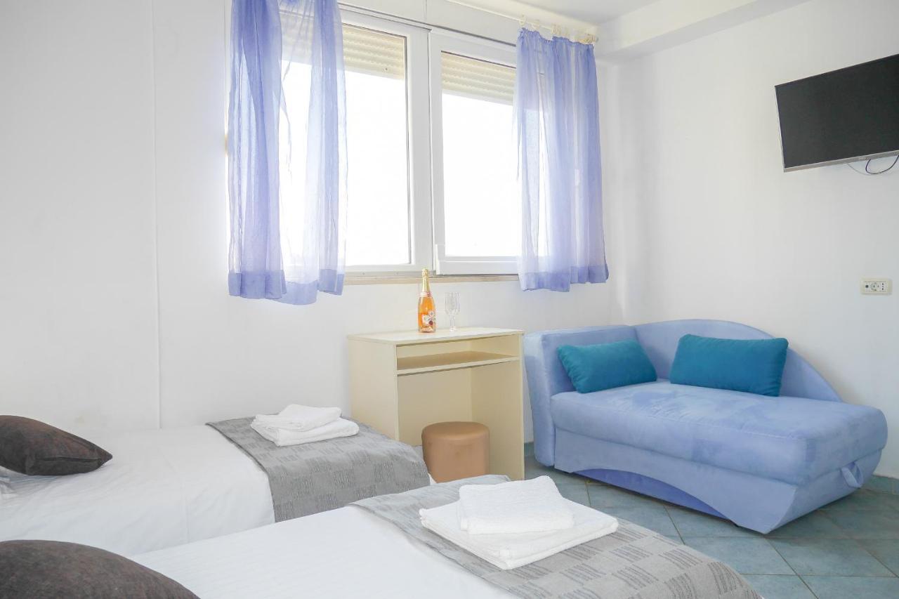 Apartments Beach Dugi Rat Buitenkant foto